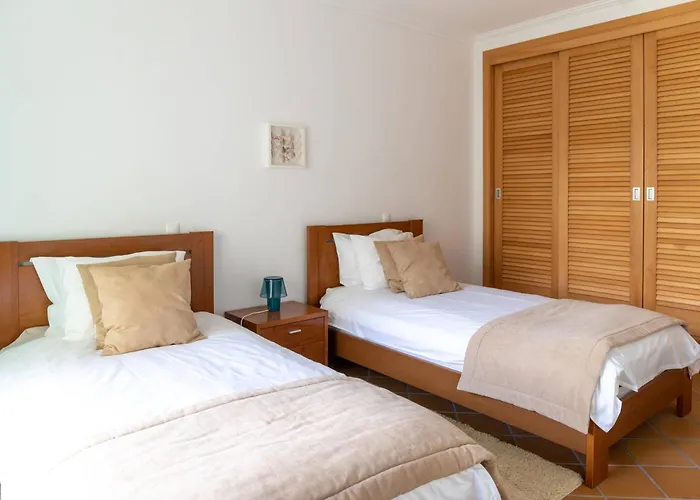 Apartment T2 Sea View, Pool, Golf, Private Terrace, Del Rey, Obidos C3 *