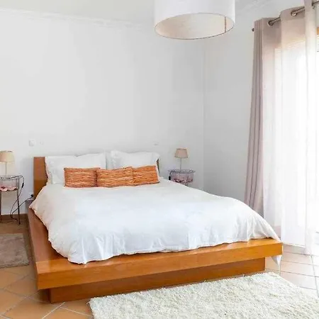 House Of Golden Sands C3 * Amoreira (Leiria)