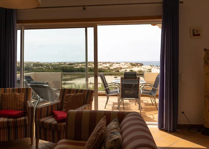 T2 Sea View, Pool, Golf, Private Terrace, Praia Del Rey, Obidos C3 *